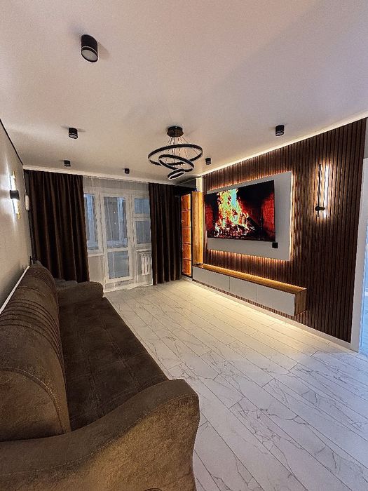 Люкс квартира жалға беріледі.