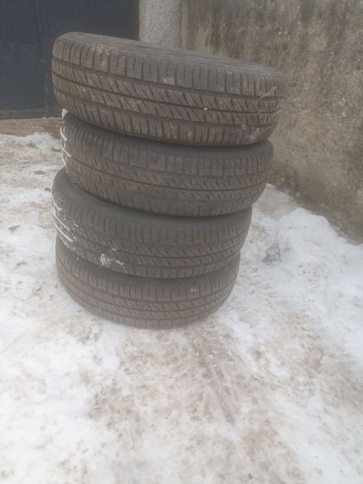 Продавам гуми с джанти