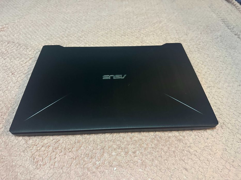 Laptop Asus ROG fx503, I5 GEN 7, GTX 4GB 1050, SSD 512, ram 16