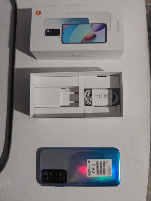 Продам телефон Xiaomi Redmi 10