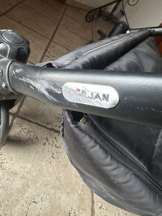 Двойна количка за близнаци 3 в 1 Dorjan