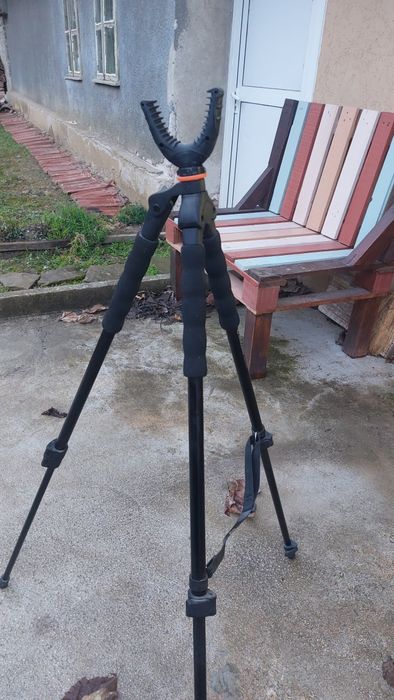 Ловен трипод vanguard