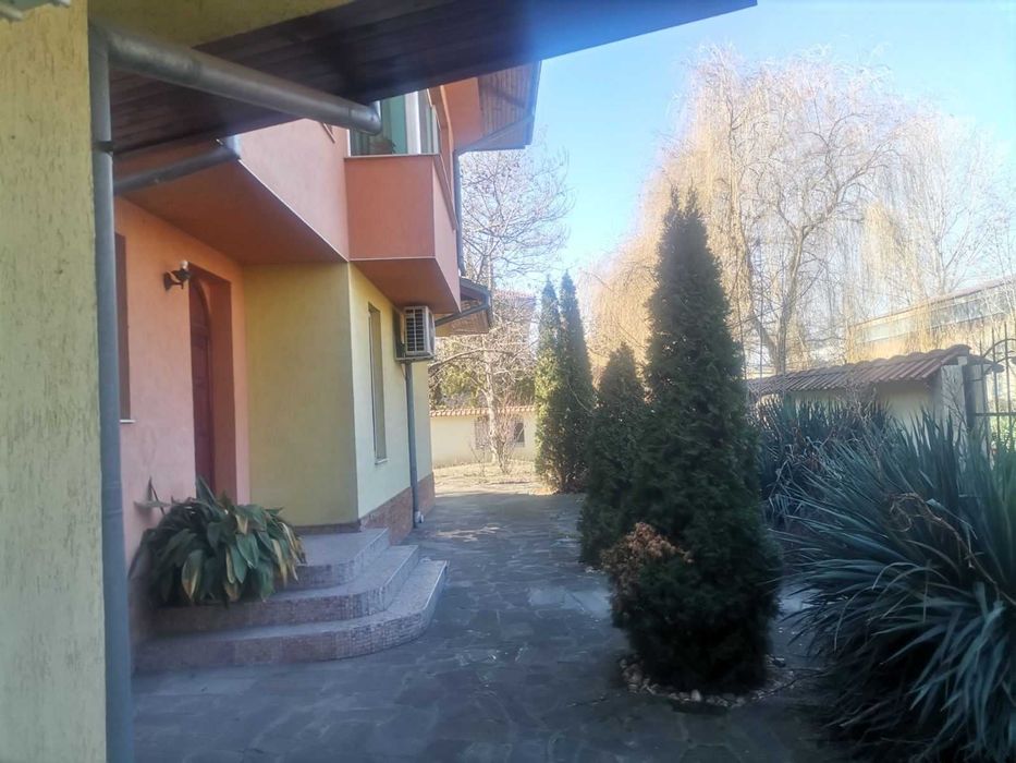 Продава се Къща в Пазарджик, Запад - 250 кв.м за 3400 €/кв.м - Снимка #9