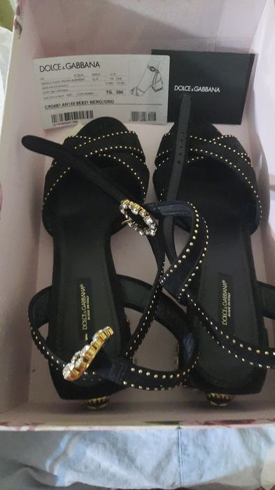 Новые оригинальные туфли с документами, 39 размер