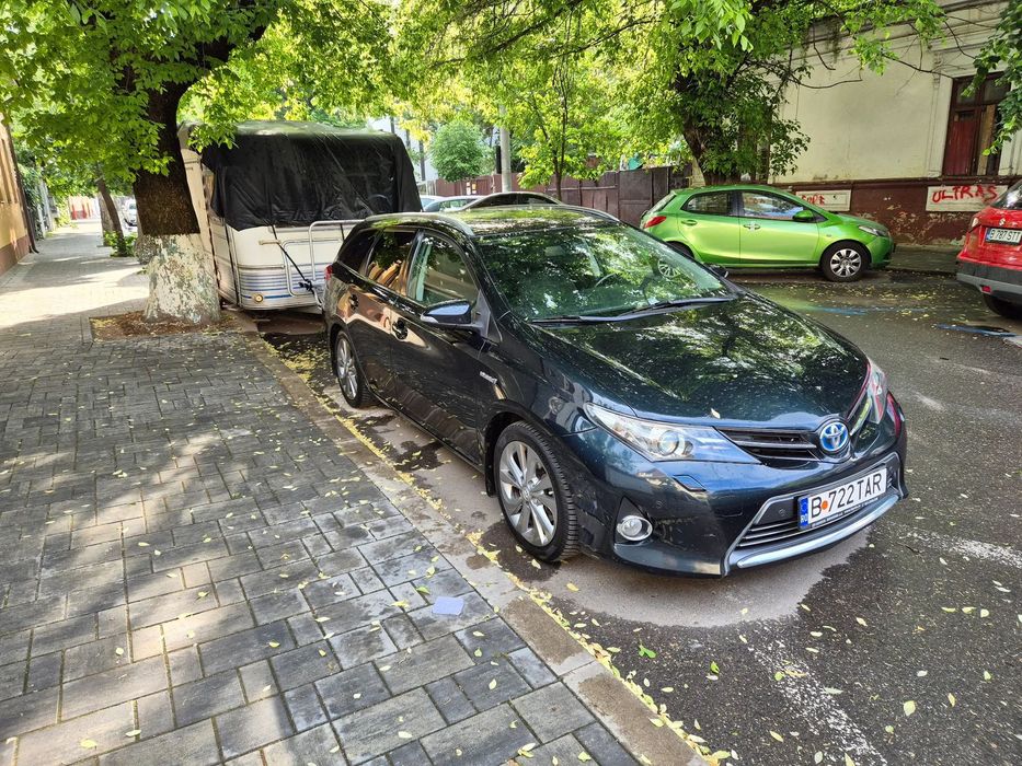 Toyota Auris Toyota Auris Hybrid 2014 | Sol+ | 179.590 km | TVA deductibil