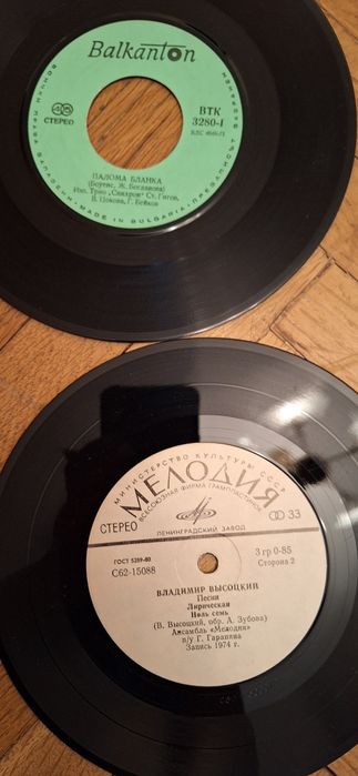 Книги най-различни жанрове