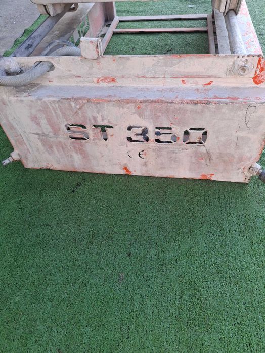 Машина за рязане на тухли и камък