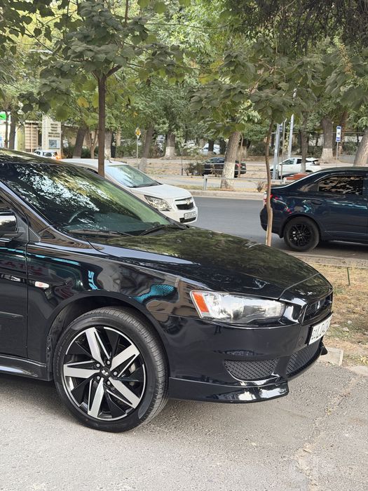 Mitsubishi lancer x