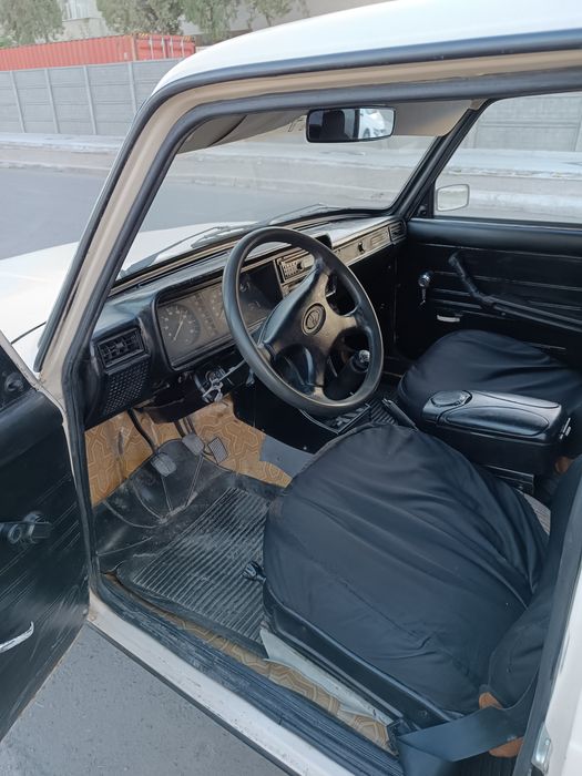 Jiguli 05 07 qlingan to 2 100$