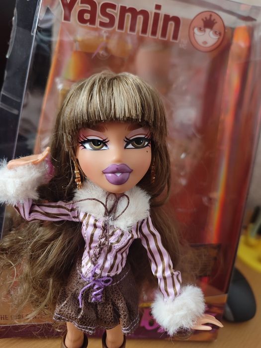 Братц кукла Ясмин