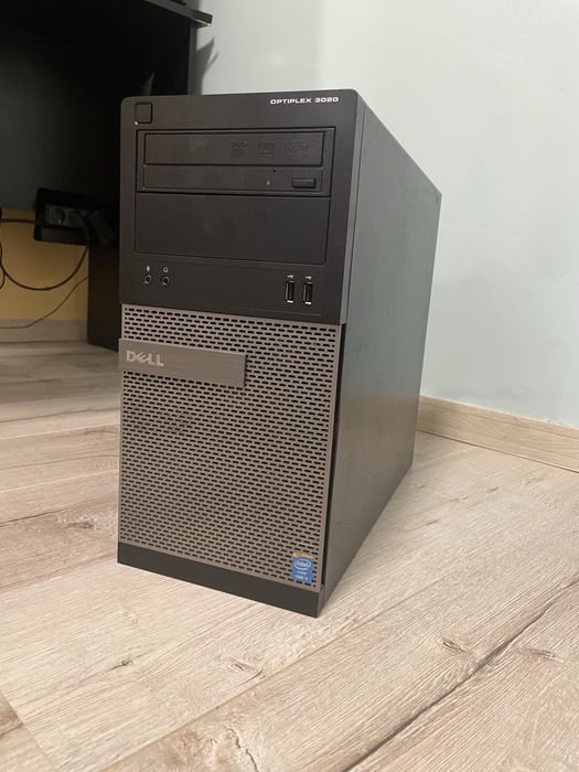 Настолен компютър DELL Optiplex