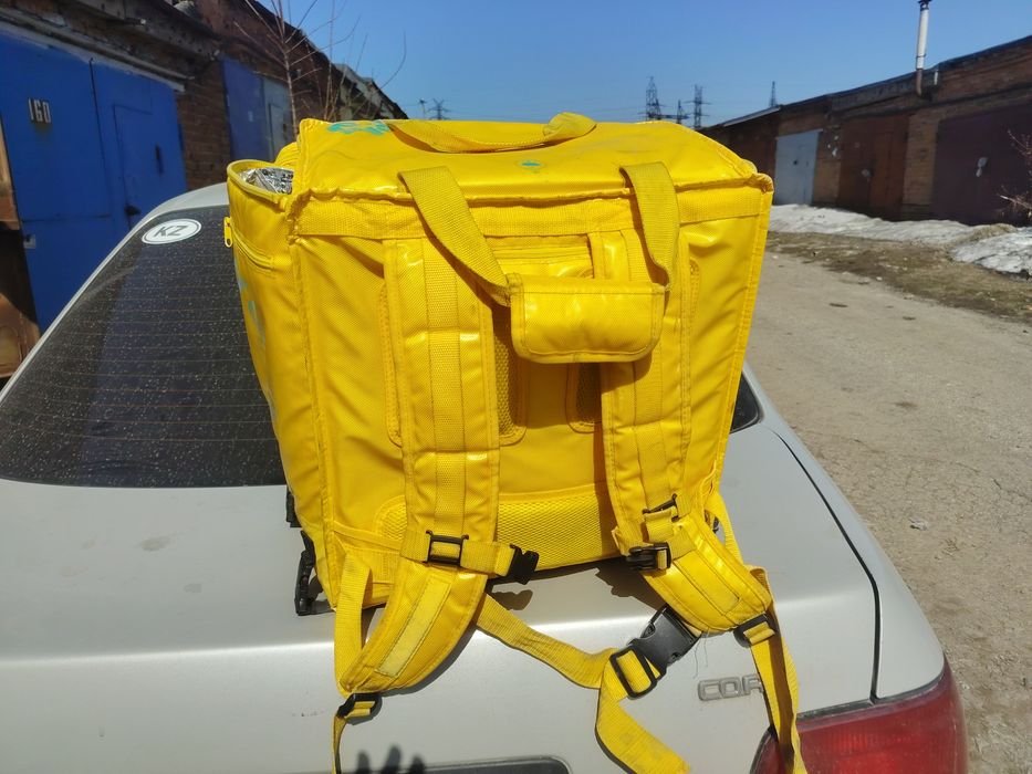 Термосумка рюкзак glovo продам