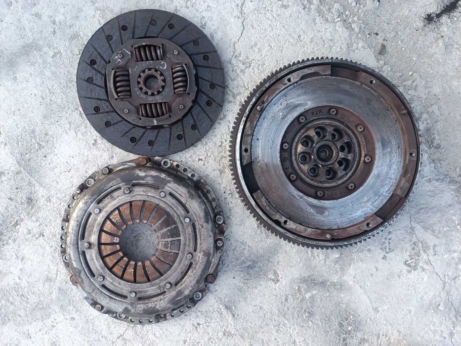 Демпферен маховик съединител за Субару 2.0Д 150к.с.