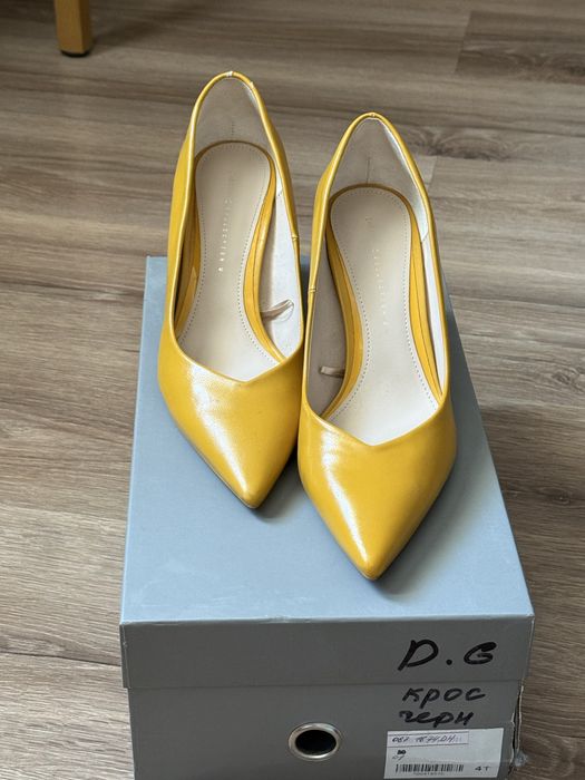 Продается туфли ZARA