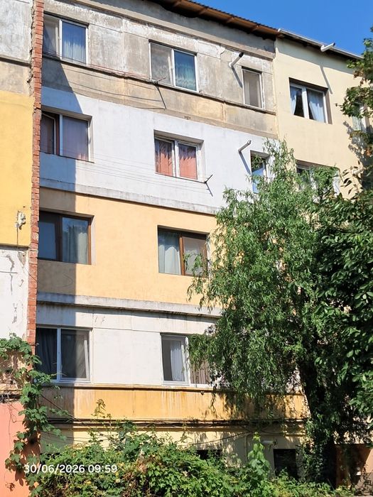 Apartament 2 camere semidecomandat, zona Cina