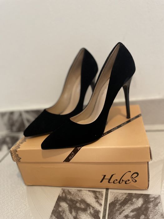 Pantofi stiletto pentru dame