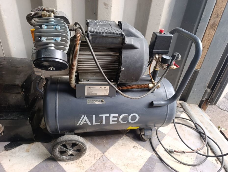 Продам компрессор ALTECO 50 литров