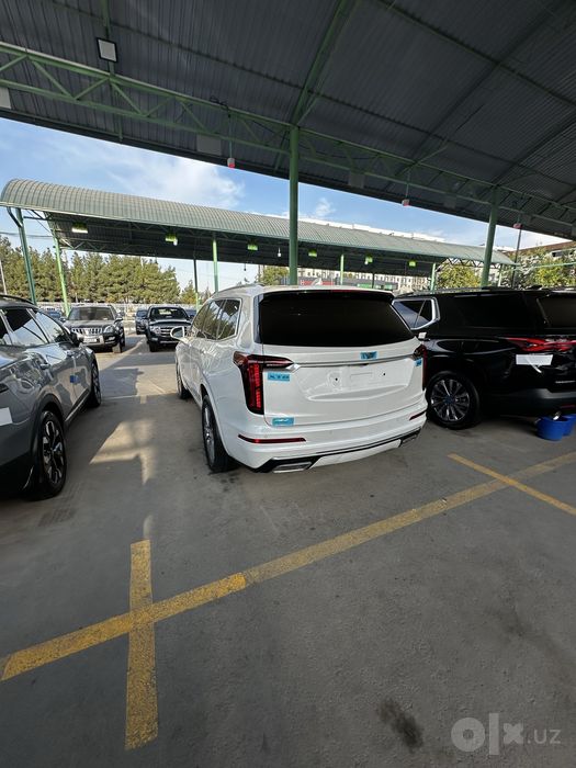 Cadillac XT6 sotiladi