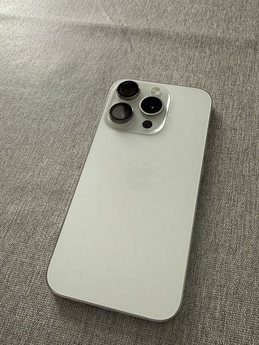 iPhone 15 pro 128гб