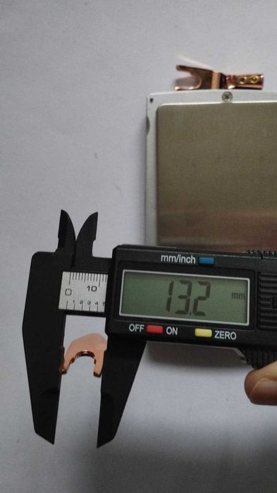 Conectori tip papuc cu doua suruburi de contact - 4 buc.