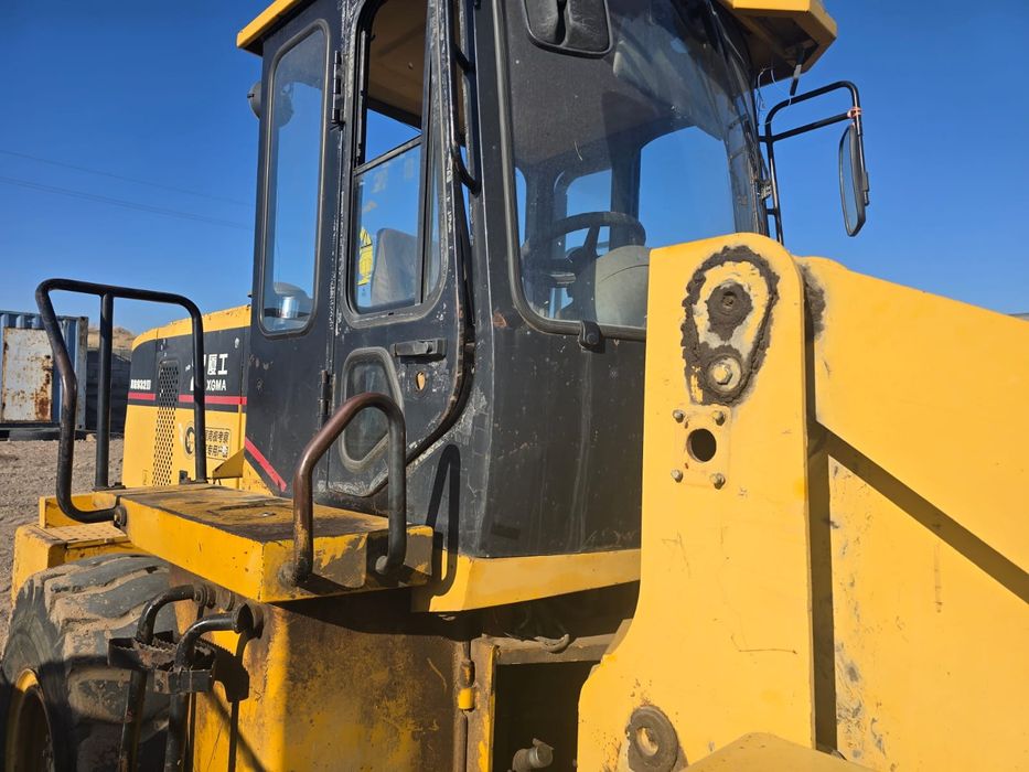 Трактор 2010 год