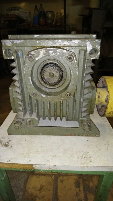 Новый червячный редуктор 40:1, Янги червякли редуктор