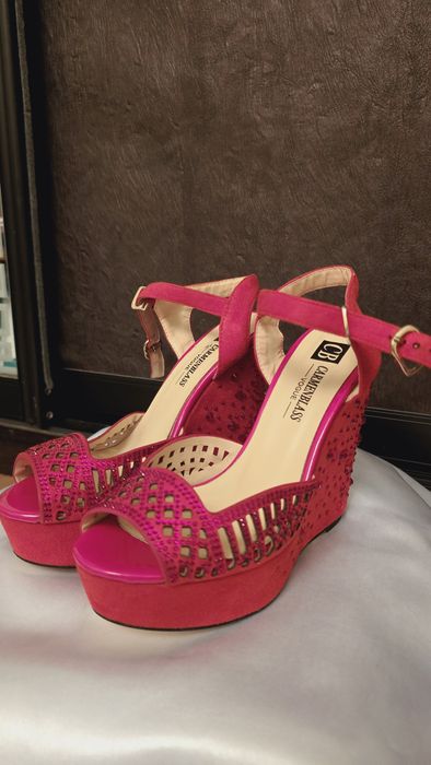 Женская обувь на платформе