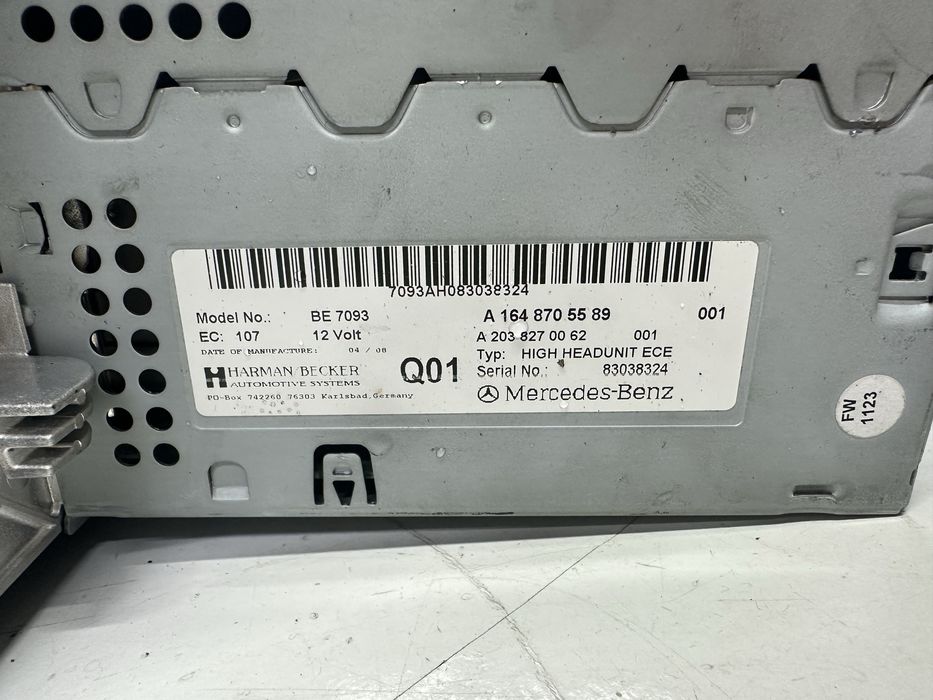 Навигация за Mercedes ML W164