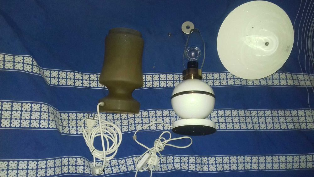 Veioze mari pentru masa din sticla si metal