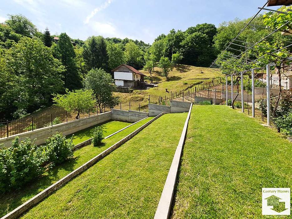 Продава се Къща в с. Горановци, Област Велико Търново - 140 кв.м за 419 €/кв.м - Снимка #22