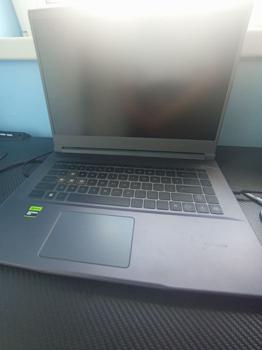 Laptop MSI de gaming/fac și schimburi