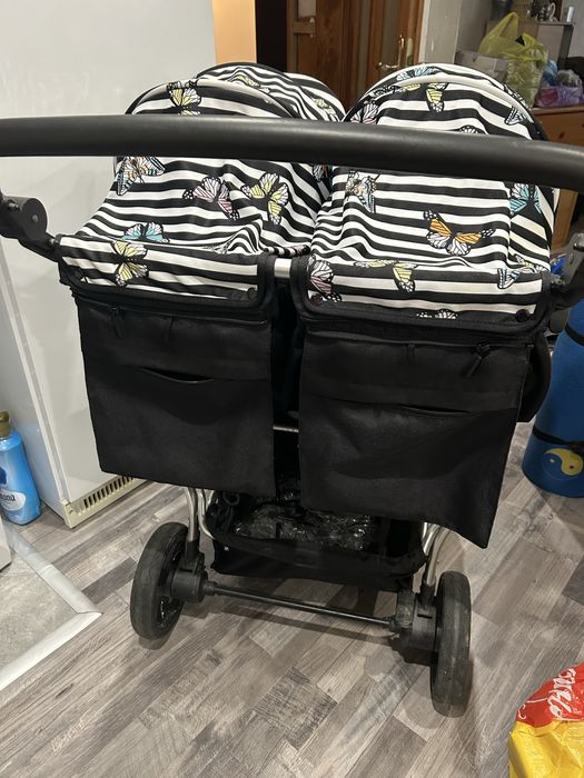 Количка за близнаци Baby monsters easy twin с пеперуди