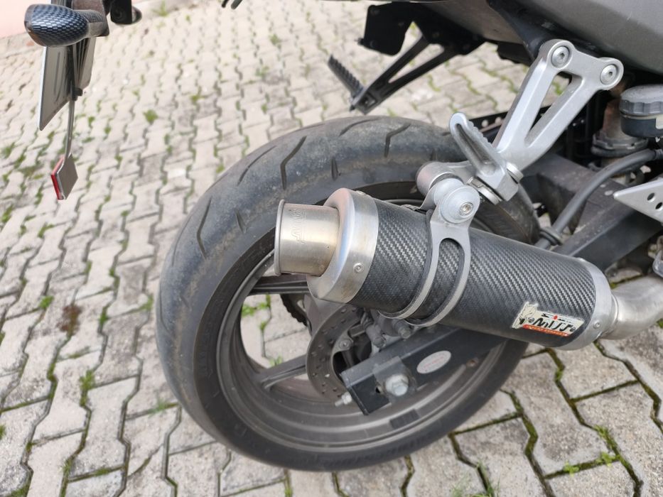 Kawasaki ZR750 Toba sport