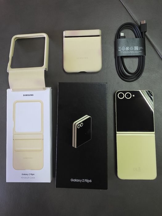 Samsung Z Flip 6 с гаранция