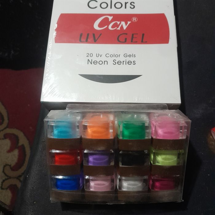 Лаки и гель для ногтей