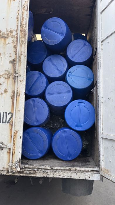 Канистры , бочки