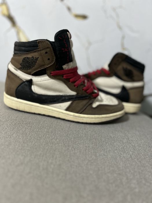 Travis scott high mocha