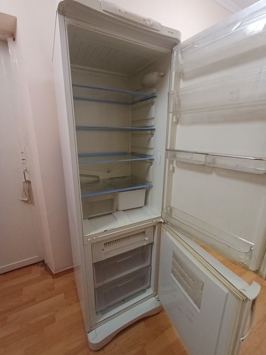 Холодильник продам за 10 тыс