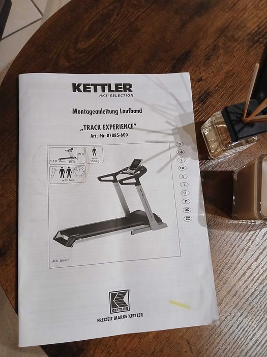 Професионална бягаща пътека KETTLER Track Experience