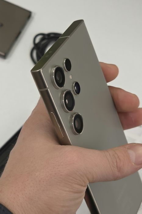 S24 Ultra ca NOU, 12 / 256 Gb, Titanium Gray, GARANTIE (nu S25)