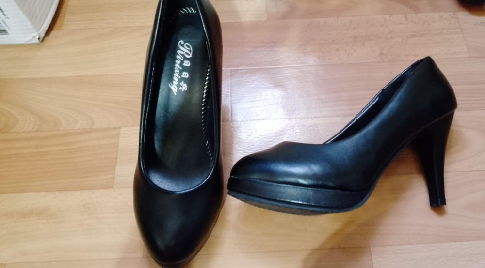 Женские туфли новые