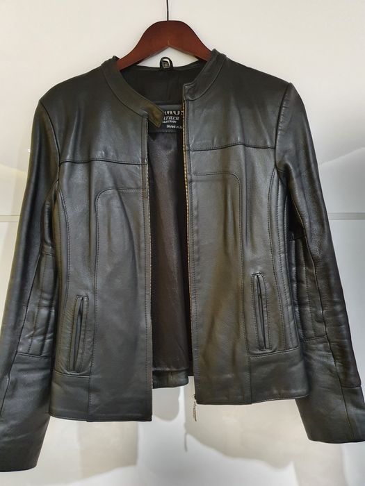 Дамско кожено яке