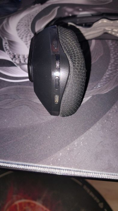 Слушалки Logitech G733.