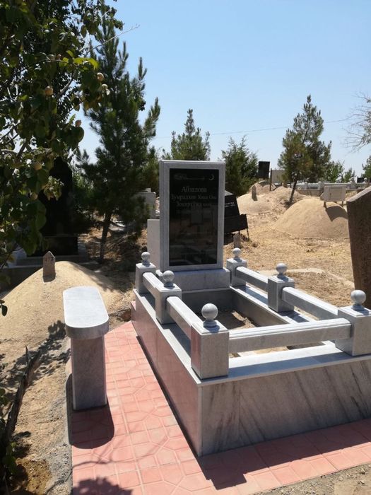 Памятник по низким ценам