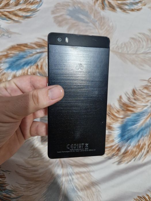 Vand Huawei P8 Lite