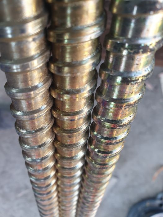 Нови поцинковани шпилки ф18мм - 1м