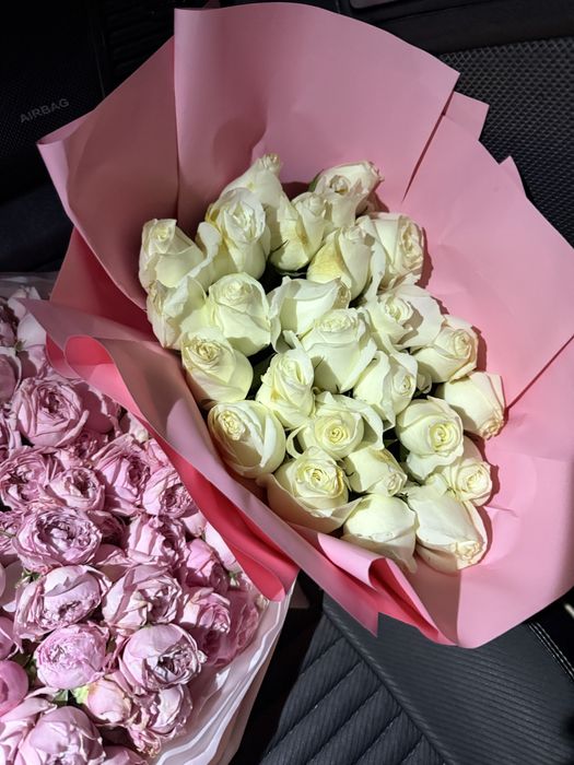 Цветы пионовидные роза