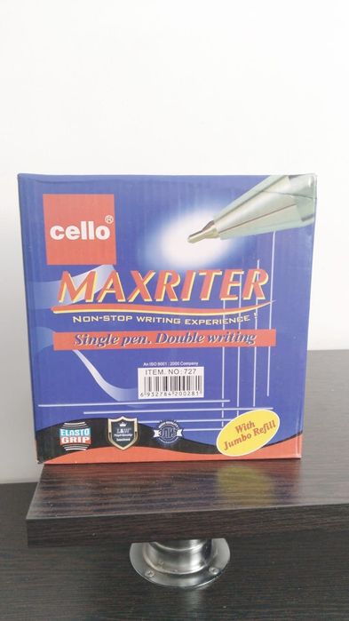 Ручка канцелярия