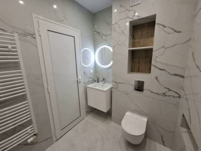 Дава се под наем Двустаен апартамент в София, Младост 4 - 67 кв.м за 746.64 € - Снимка #6