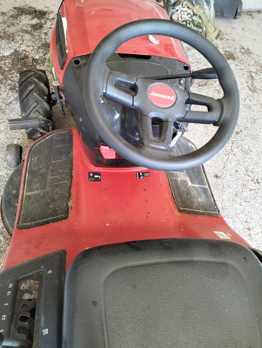 Tractoraș gazon jonsored/husqvarna
